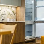 Emihouse Skyline Apartment
