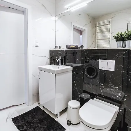 Emihouse Skyline Апартаменты Жешув