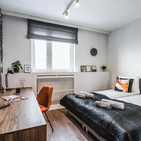 Emihouse Skyline * Жешув