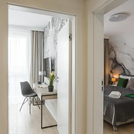 Апартаменты Emihouse Skyline Жешув