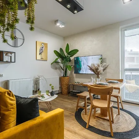 Апартаменты Emihouse Skyline Жешув